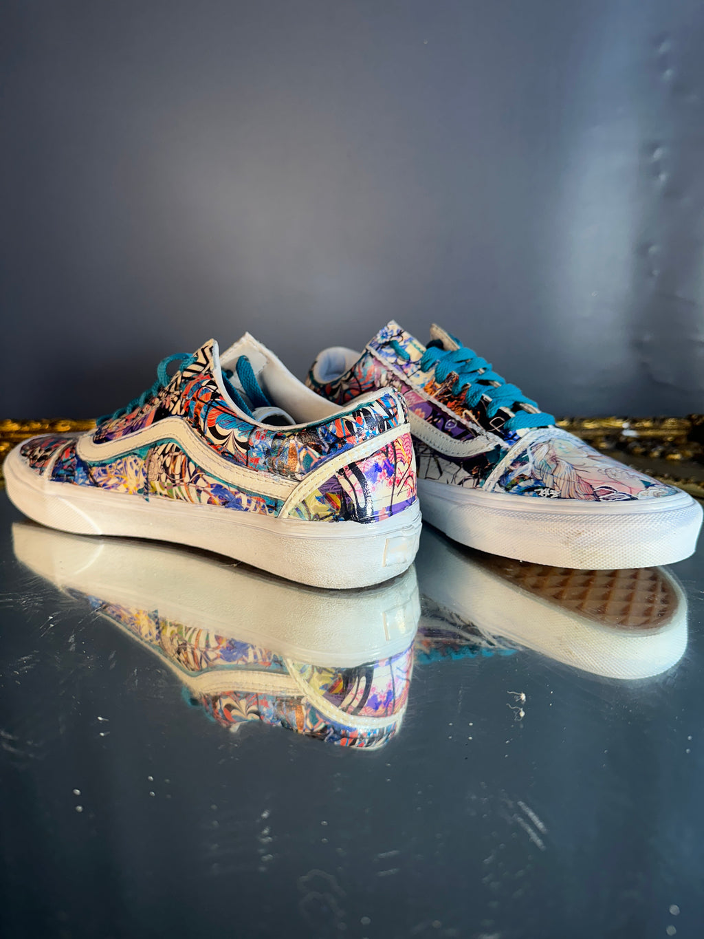Custom Vans Low-Top Sneakers | Iridescent Leather Art Finish | One-of-One US men 7.5